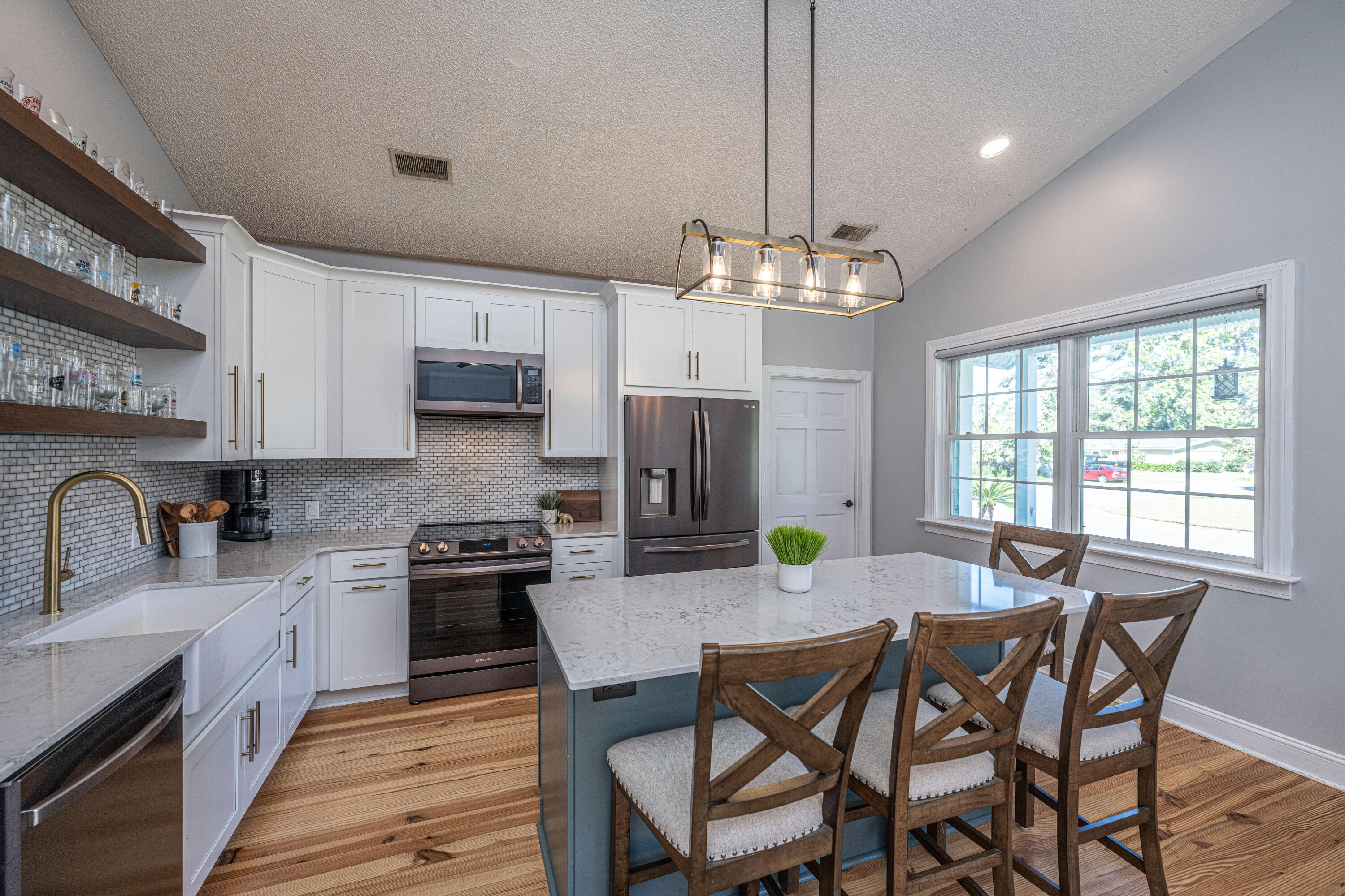 519 Savannah Road Ladson, SC 29456 - Photo 9 of 45 519SavannahRd013