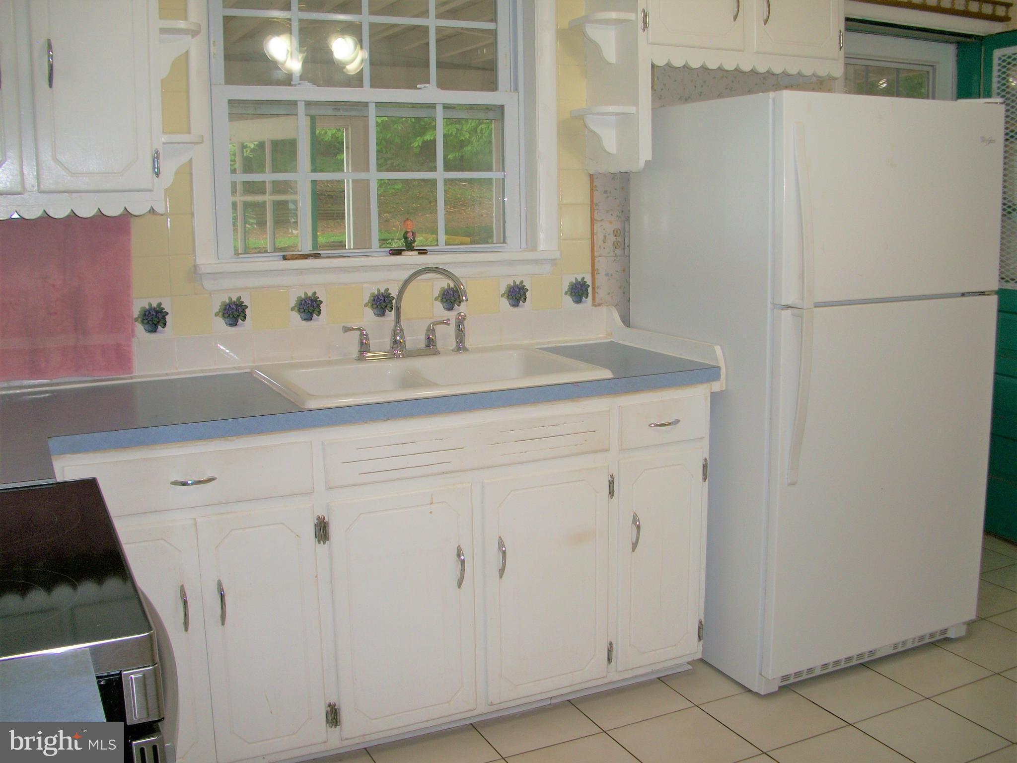 2012 White House Road Bel Air, MD 21015 - Photo 16 of 53 Kitchen