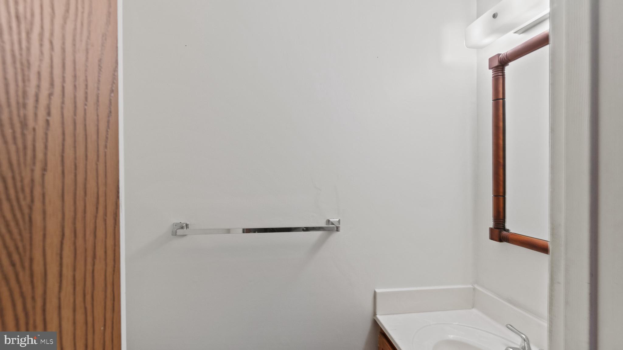 412 Trimblefields Drive Edgewood, MD 21040 - Photo 23 of 44 Powder Room