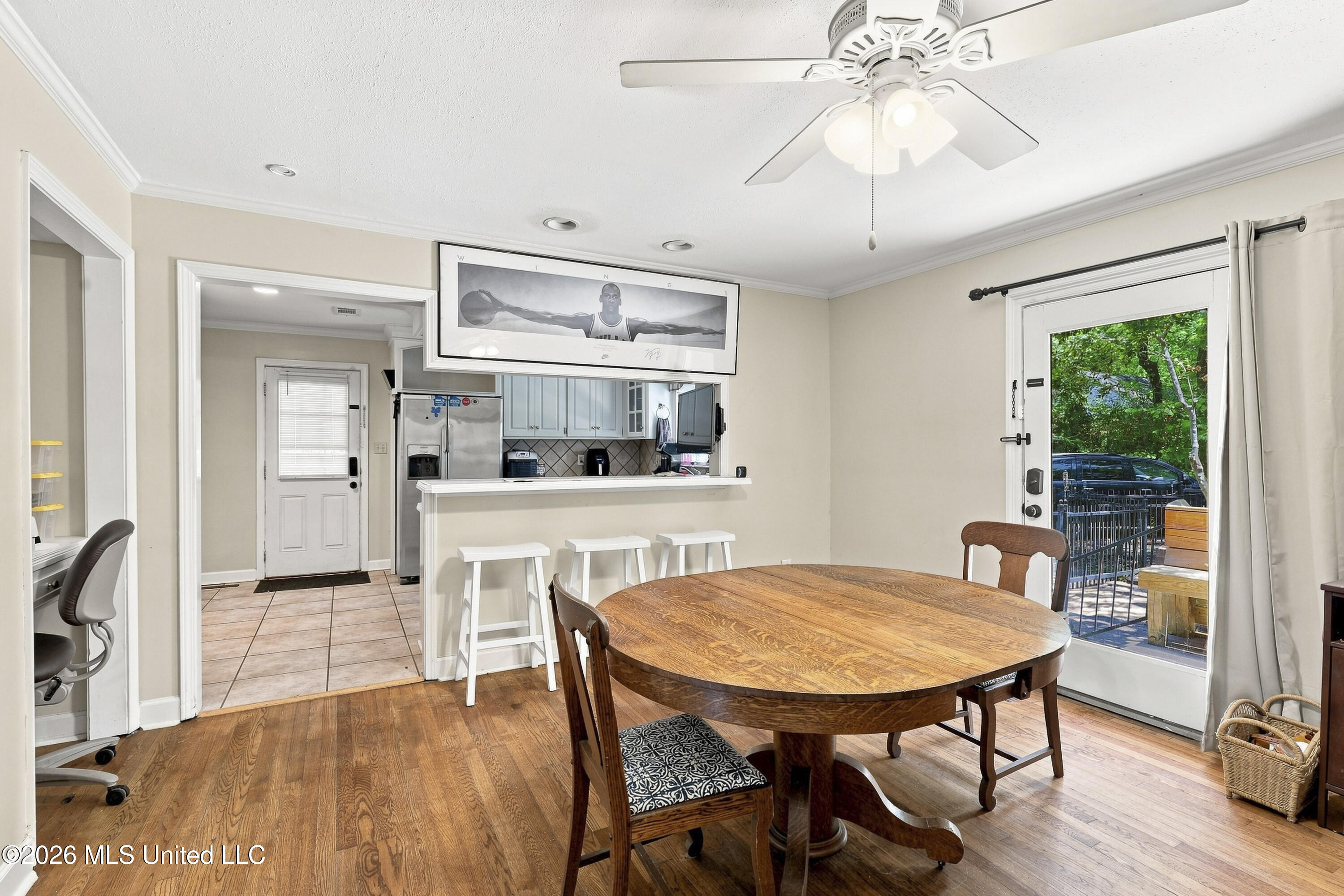 4514 Eastwood-6
