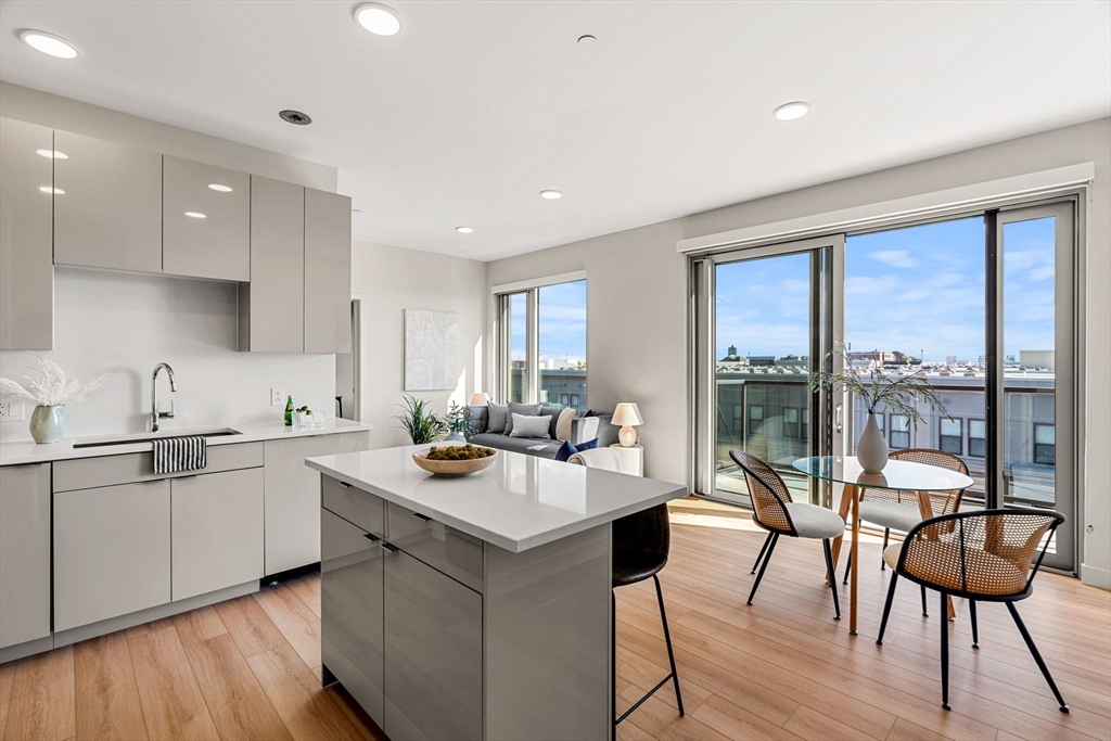 45 Lewis Street, Unit 601 Boston, MA 02128 - Photo 8 of 30