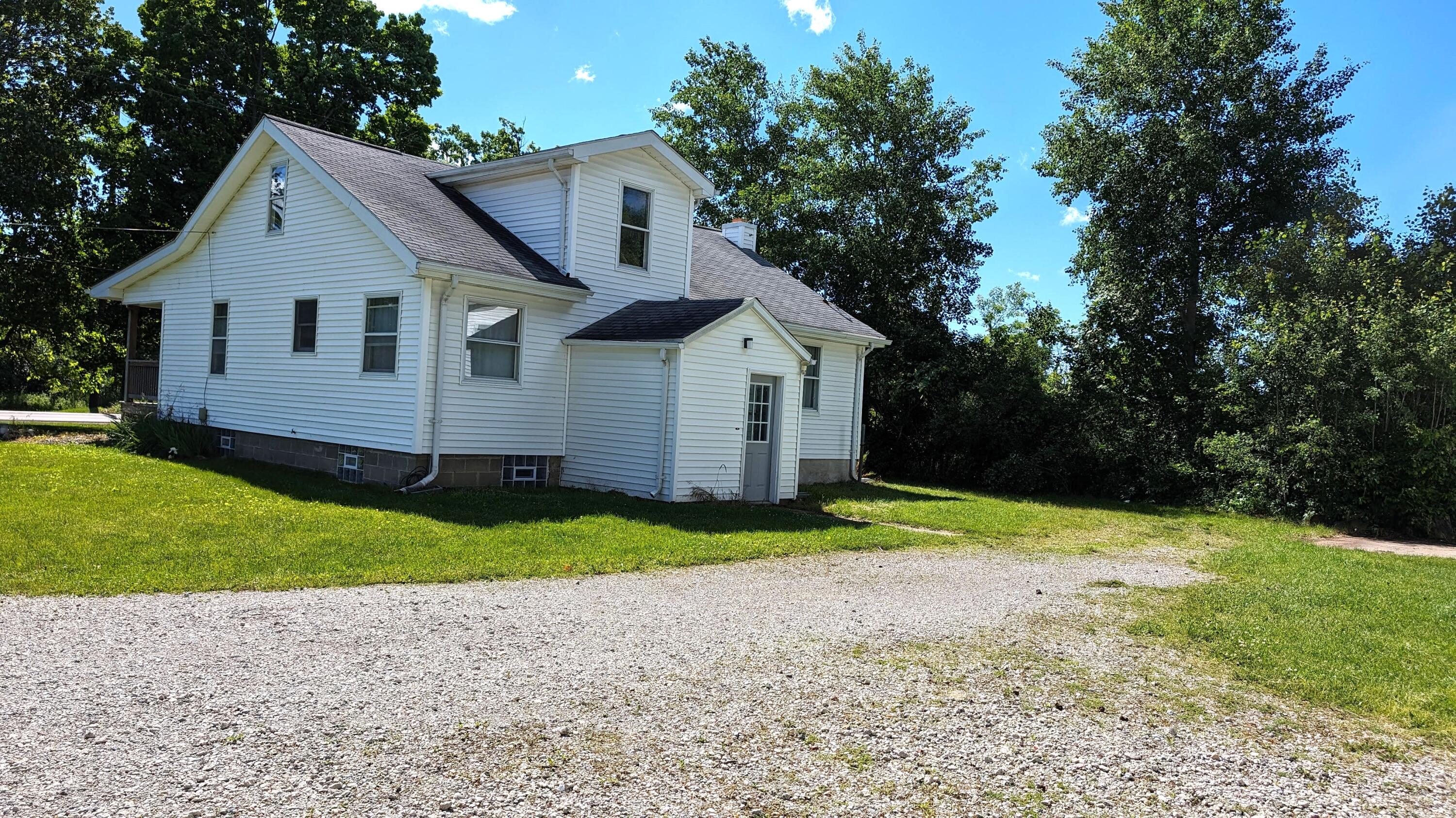 280 South Baldwin Road Clarkston, MI 48348 - Photo 9 of 47 back of house
