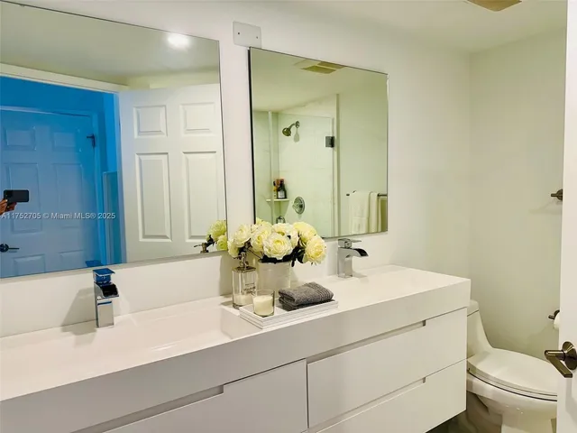 $4,700 | 19101 Northeast 36th Court, Unit 1911, Aventura, FL 33180