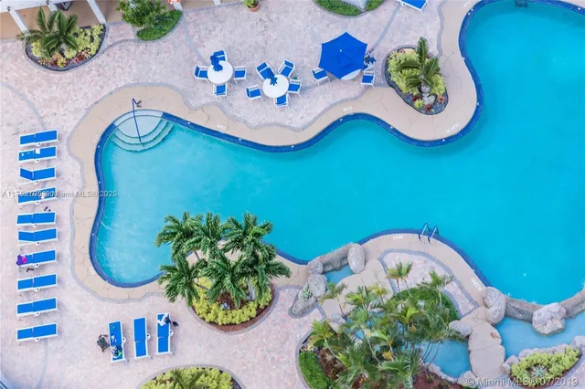 $4,700 | 19101 Northeast 36th Court, Unit 1911, Aventura, FL 33180