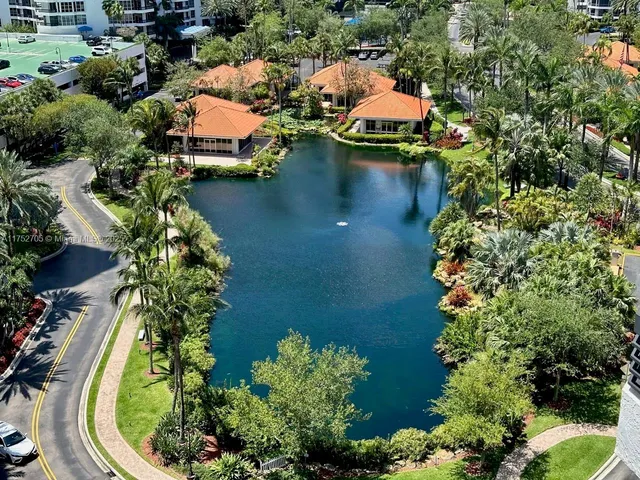 $4,700 | 19101 Northeast 36th Court, Unit 1911, Aventura, FL 33180