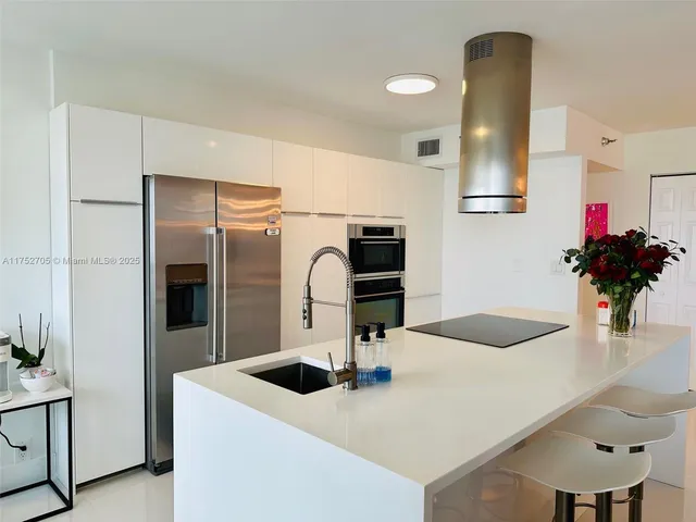 $4,700 | 19101 Northeast 36th Court, Unit 1911, Aventura, FL 33180