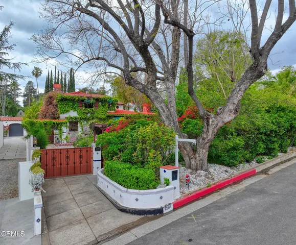 $2,200,000 | 2393 Allen Avenue, Altadena, CA 91001
