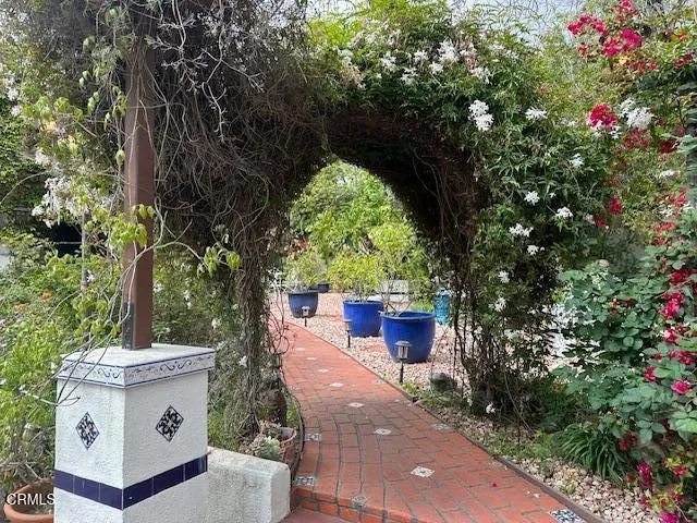 $2,200,000 | 2393 Allen Avenue, Altadena, CA 91001