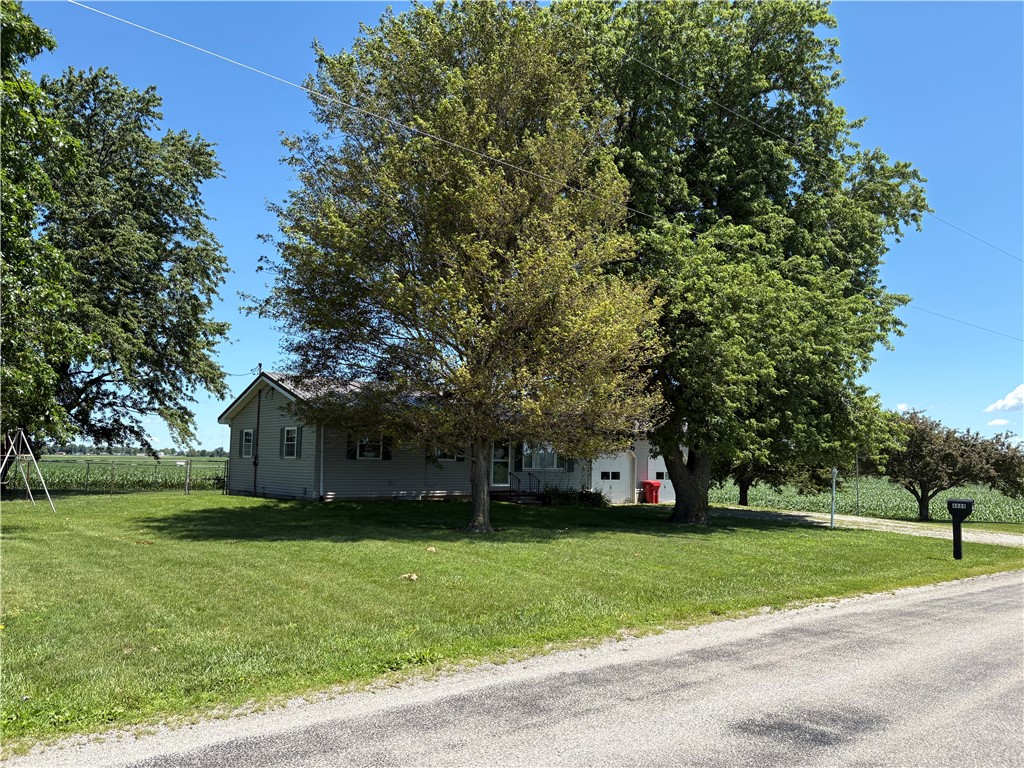 4888 Cundiff Road Decatur, IL 62526 - Photo 3 of 20