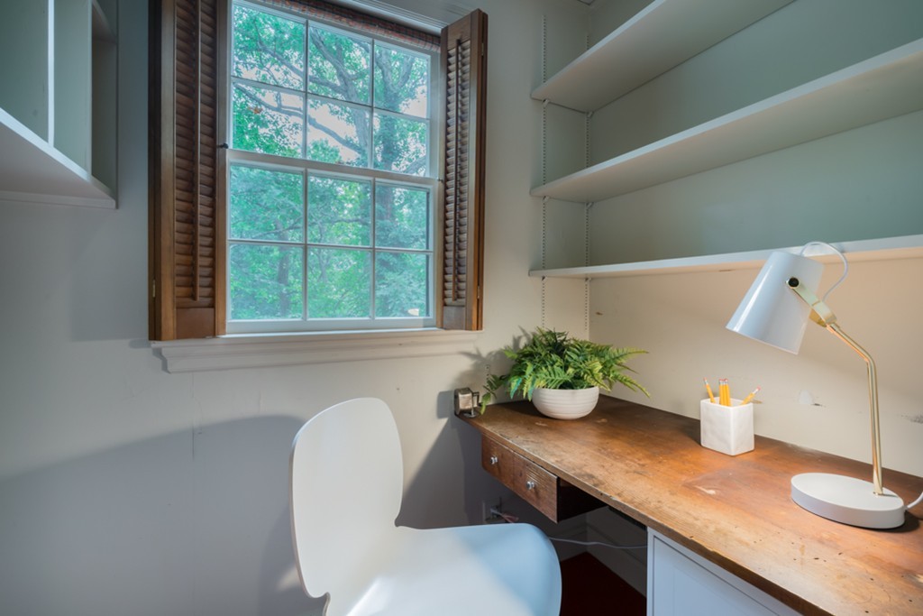 14 Ledgewood Road Newton, MA 02461 - Photo 13 of 21 Gallery Image 13