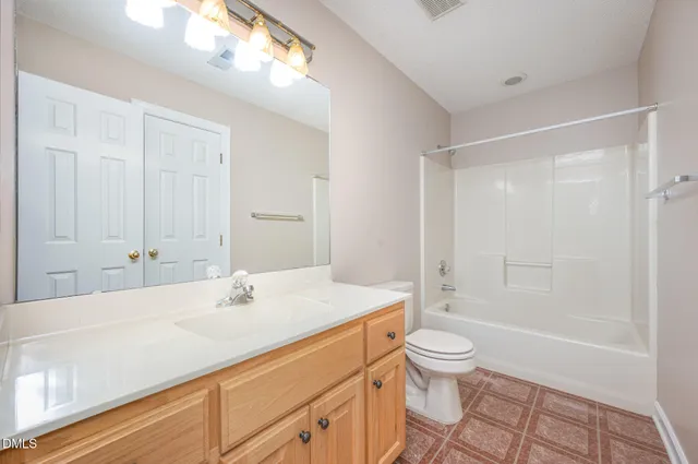 $580,000 | 4317 Glen Arbor Drive, Apex, NC 27539