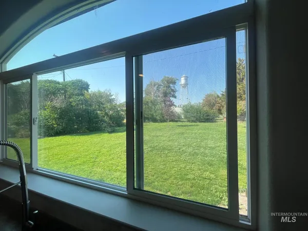 $464,900 | 110 East Latah Avenue, Richfield, ID 83349