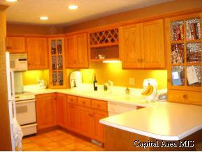 2533 Chapel Hill Road Springfield, IL 62702 - Photo 3 of 6
