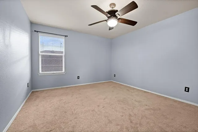 $2,400 | 412 Sandy Creek Drive, Fort Worth, TX 76131