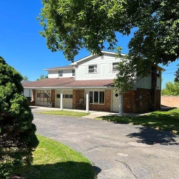 2948 Alexander Street Rochester, MI 48309 - Photo 1 of 8