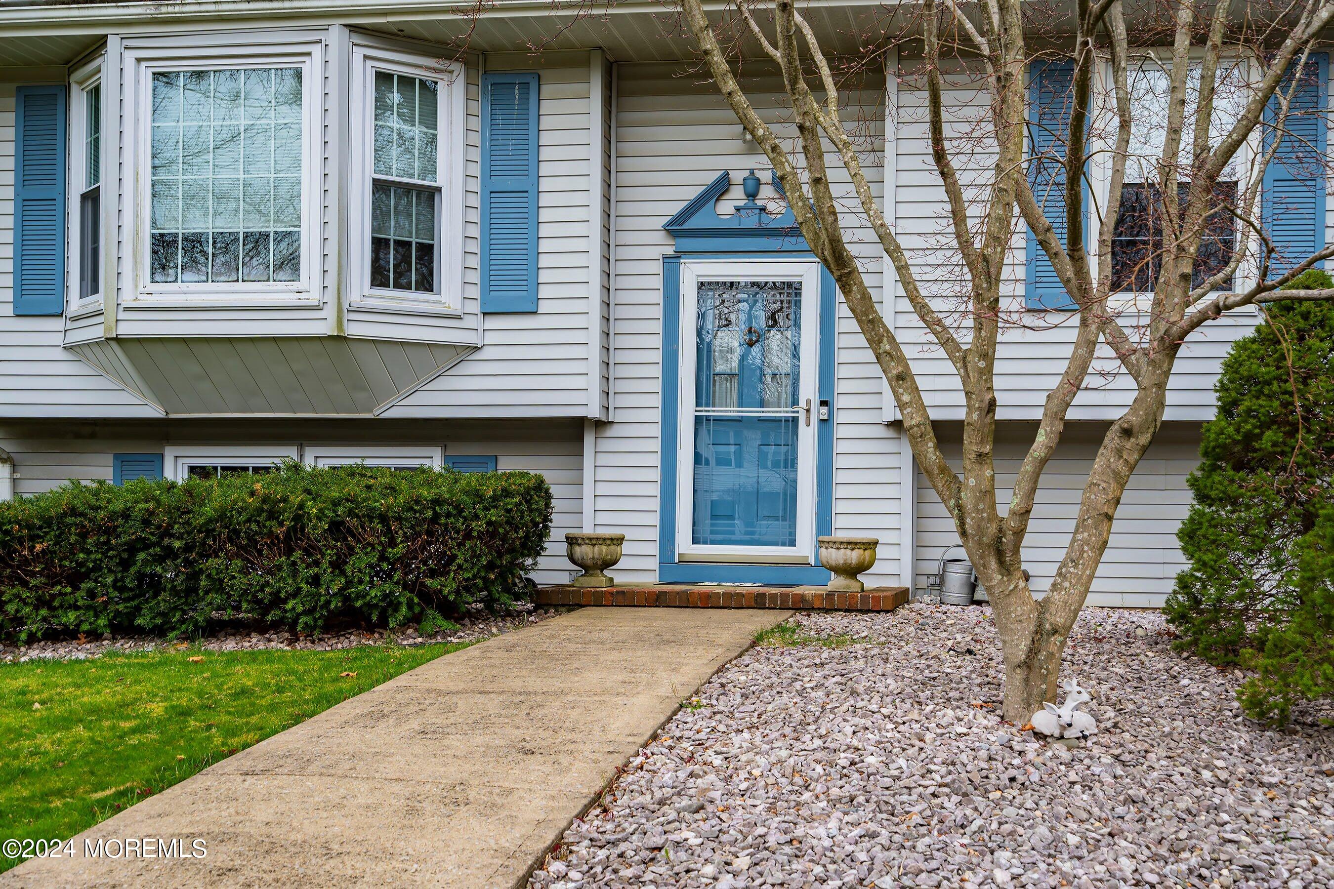 205 Brandon Road Manchester Township, NJ 08759 - Photo 3 of 28 03-Front Entry 1