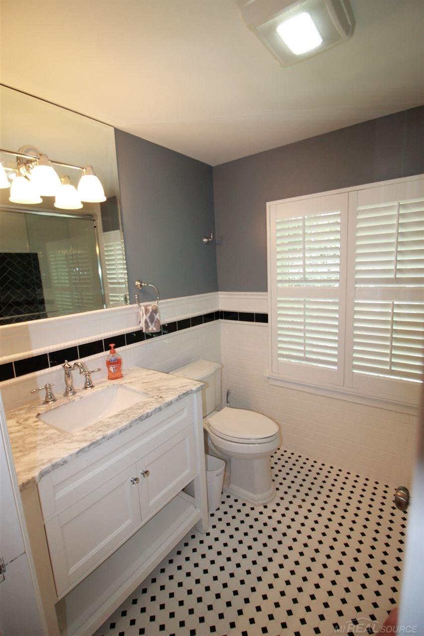 945 Trombley Road Grosse Pointe Park, MI 48230 - Photo 37 of 62