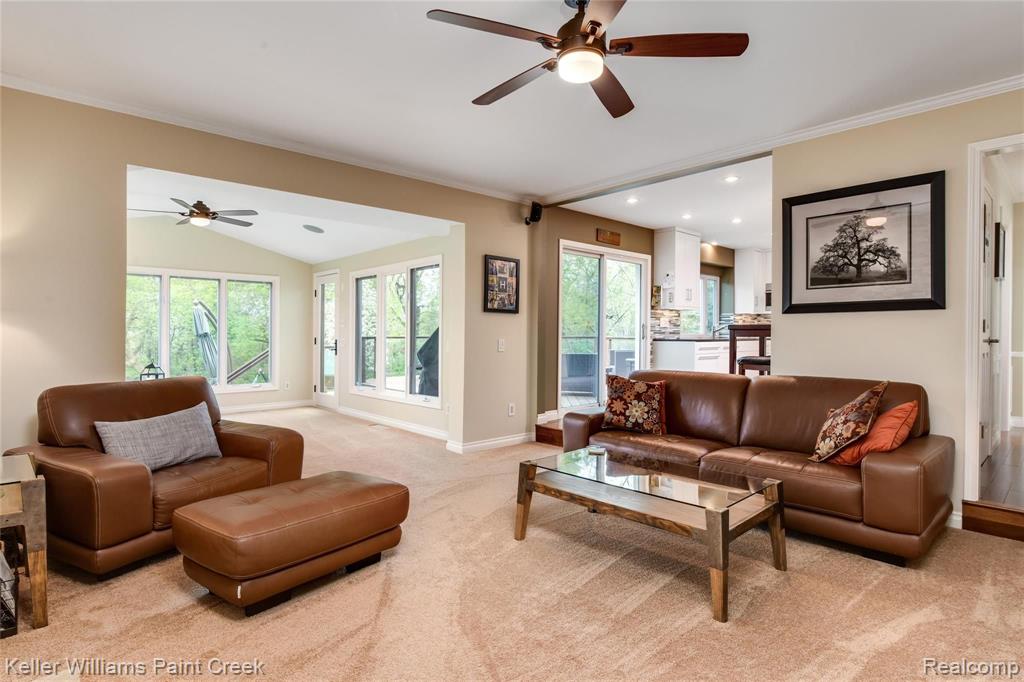 132 Saxon Court Rochester Hills, MI 48307 - Photo 12 of 45
