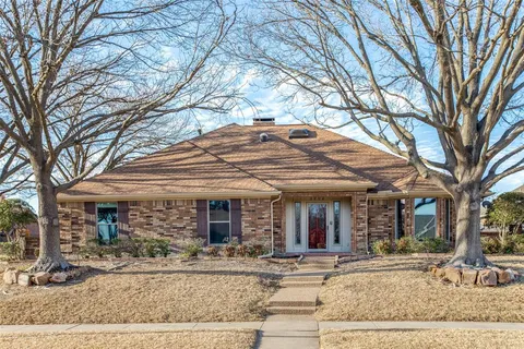 $415,000 | 3202 Ridge Oak Drive, Garland, TX 75044
