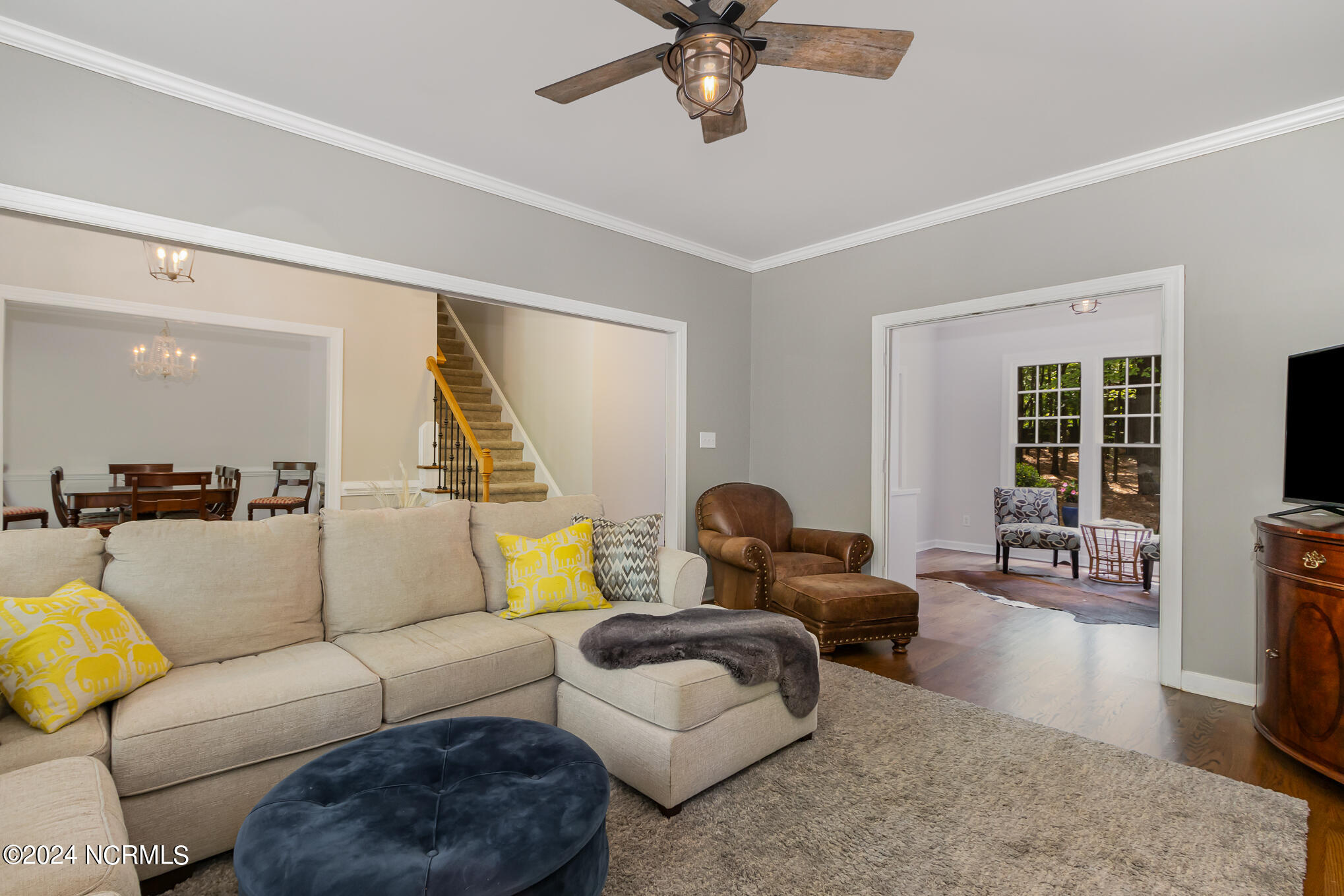 2512 Sunnystone Way Raleigh, NC 27613 - Photo 9 of 49 009_img_3025-edit