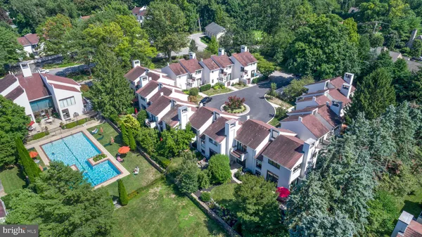 $5,200 | 4 Brettagne, Unit 4, Devon, PA 19333