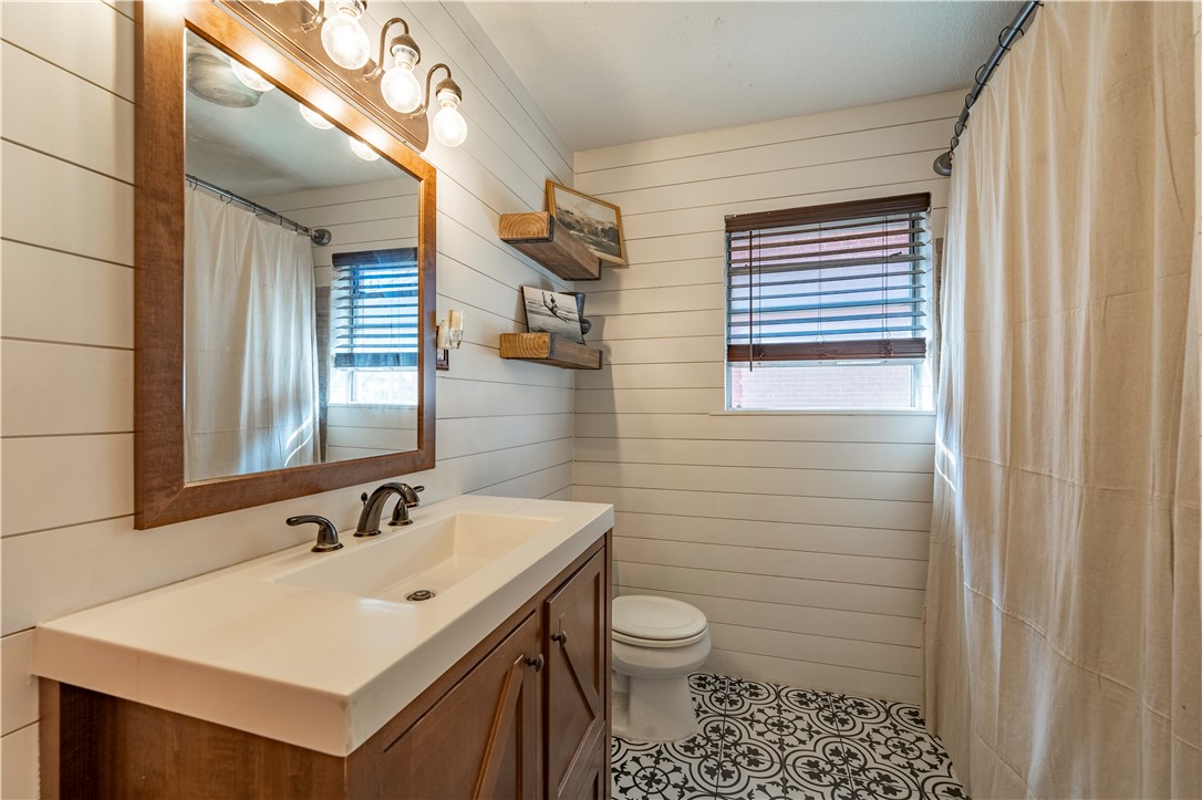 5806 Stratford Drive Waco, TX 76710 - Photo 15 of 29