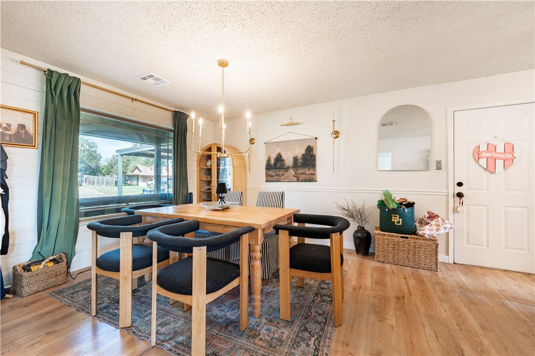 5806 Stratford Drive Waco, TX 76710 - Photo 7 of 29