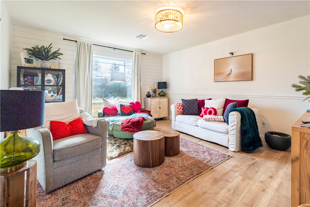 5806 Stratford Drive Waco, TX 76710 - Photo 10 of 29