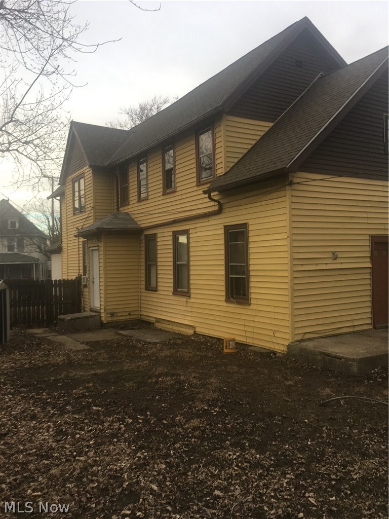 7515 Rutledge Avenue Cleveland, OH 44102 - Photo 2 of 5 Gallery Image 2