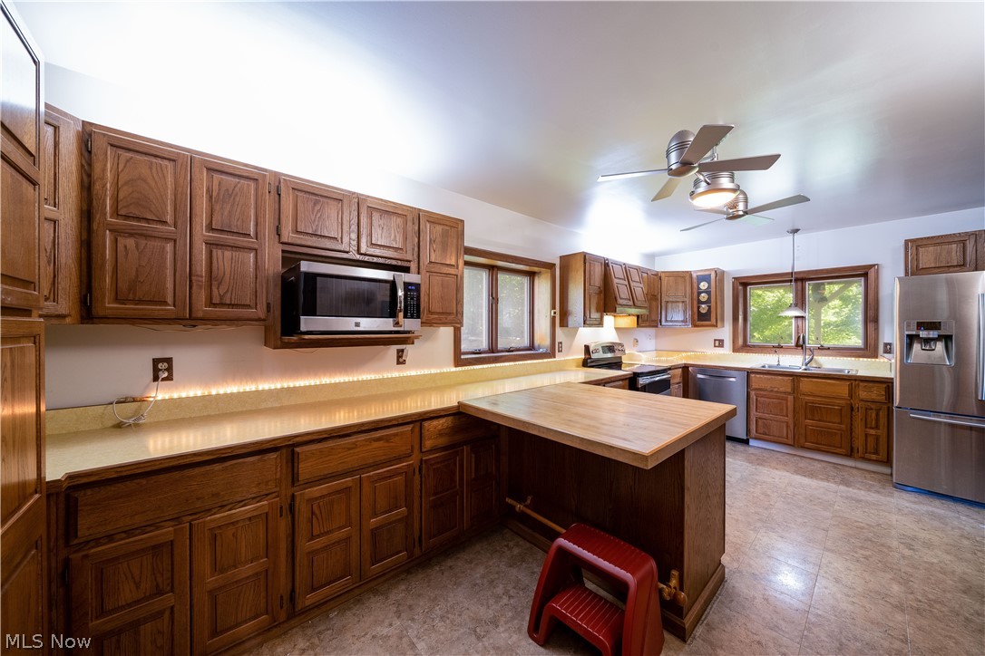 1544 Shanks Downes Road Windham, OH 44288 - Photo 13 of 33 Gallery Image 13