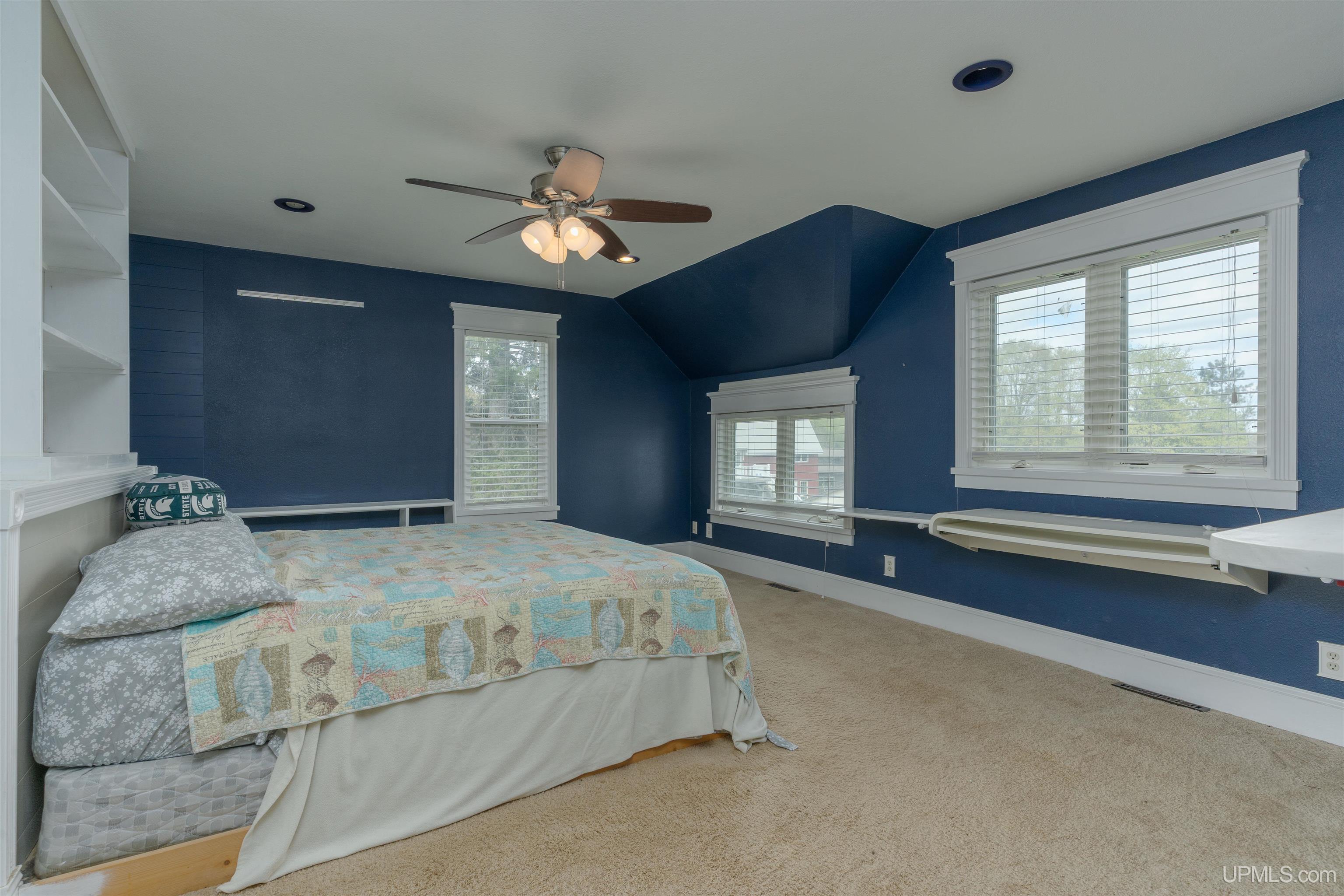 140 Sunset Shores Road Iron River, MI 49935 - Photo 16 of 61