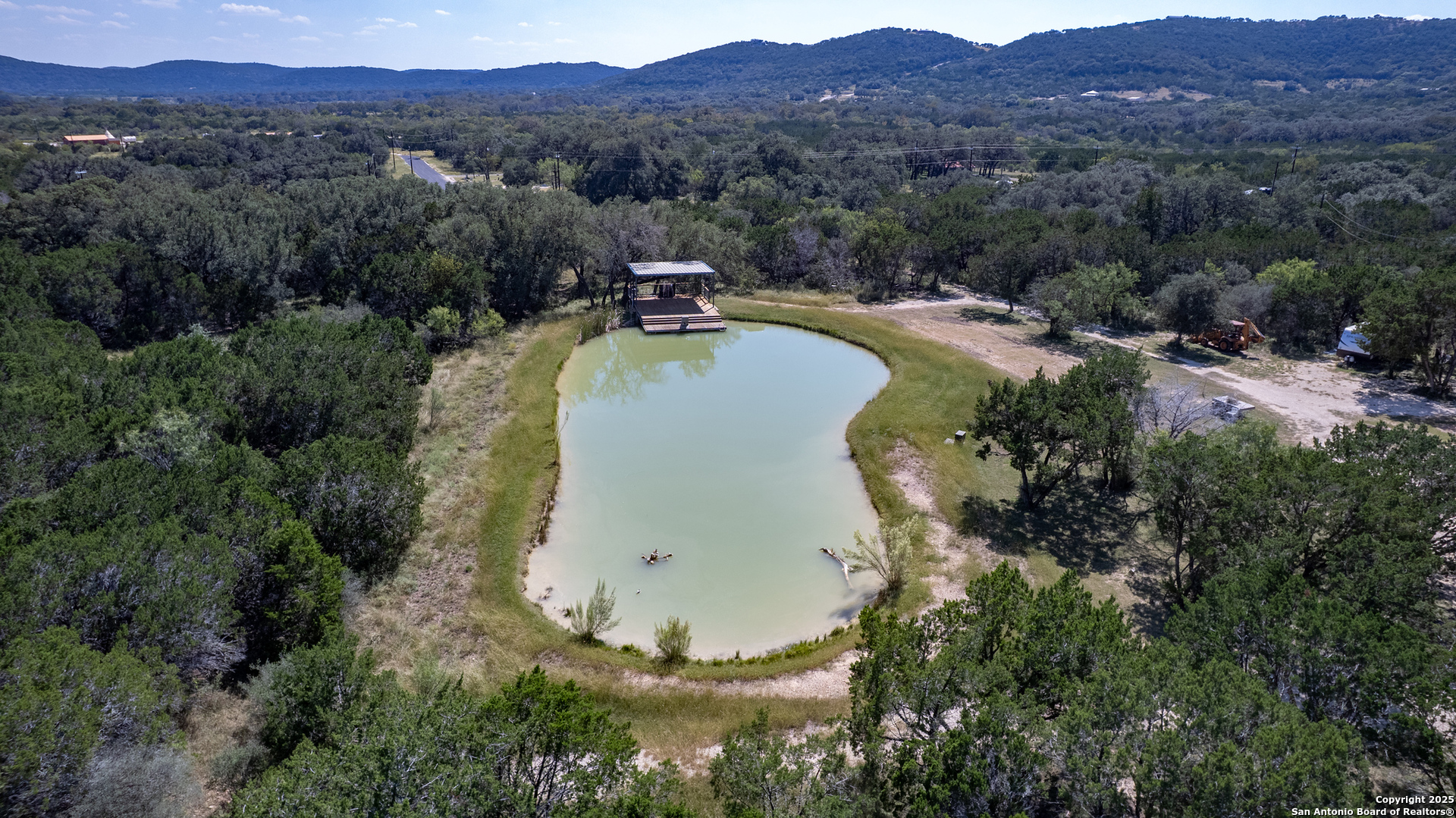 319 Bent River Road Concan, TX 78838 - Photo 6 of 36