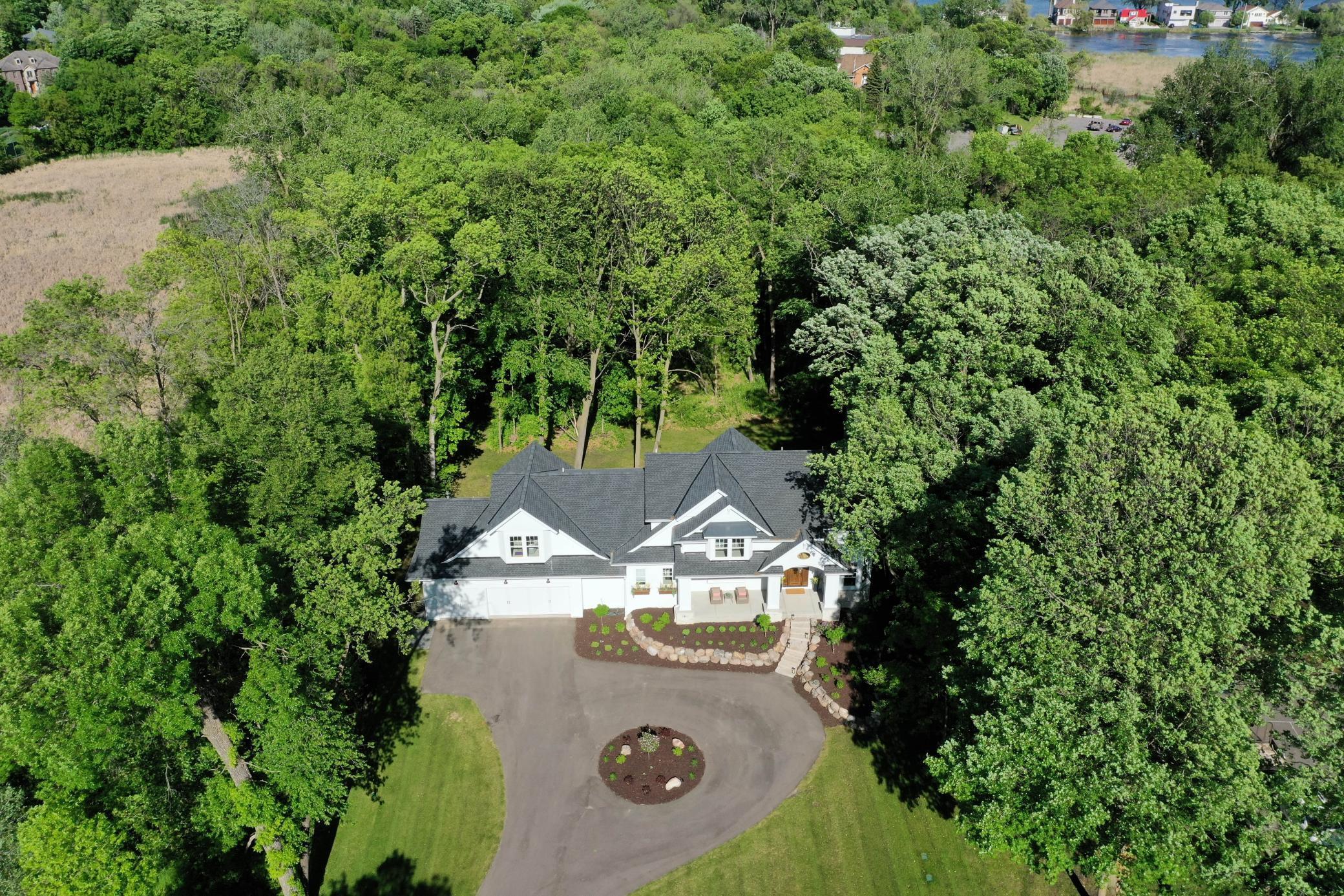 91 Wildhurst Road Tonka Bay, MN 55331 - Photo 11 of 38