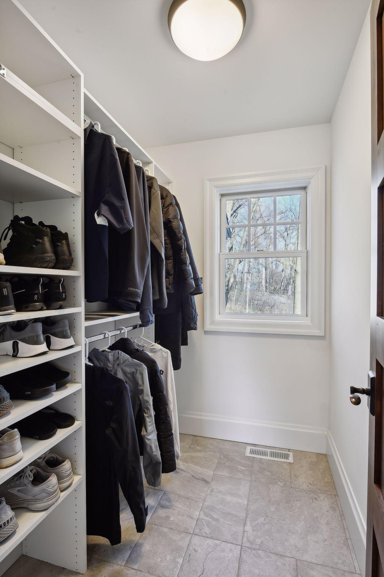 91 Wildhurst Road Tonka Bay, MN 55331 - Photo 20 of 38