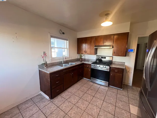 $3,300 | Harrington, Oakland, CA 94601
