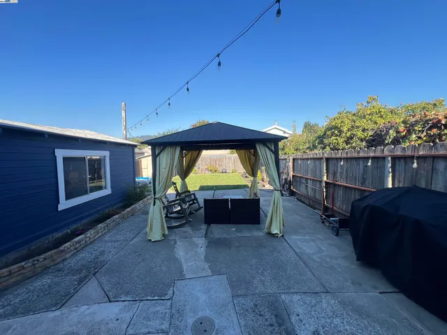$3,300 | Harrington, Oakland, CA 94601