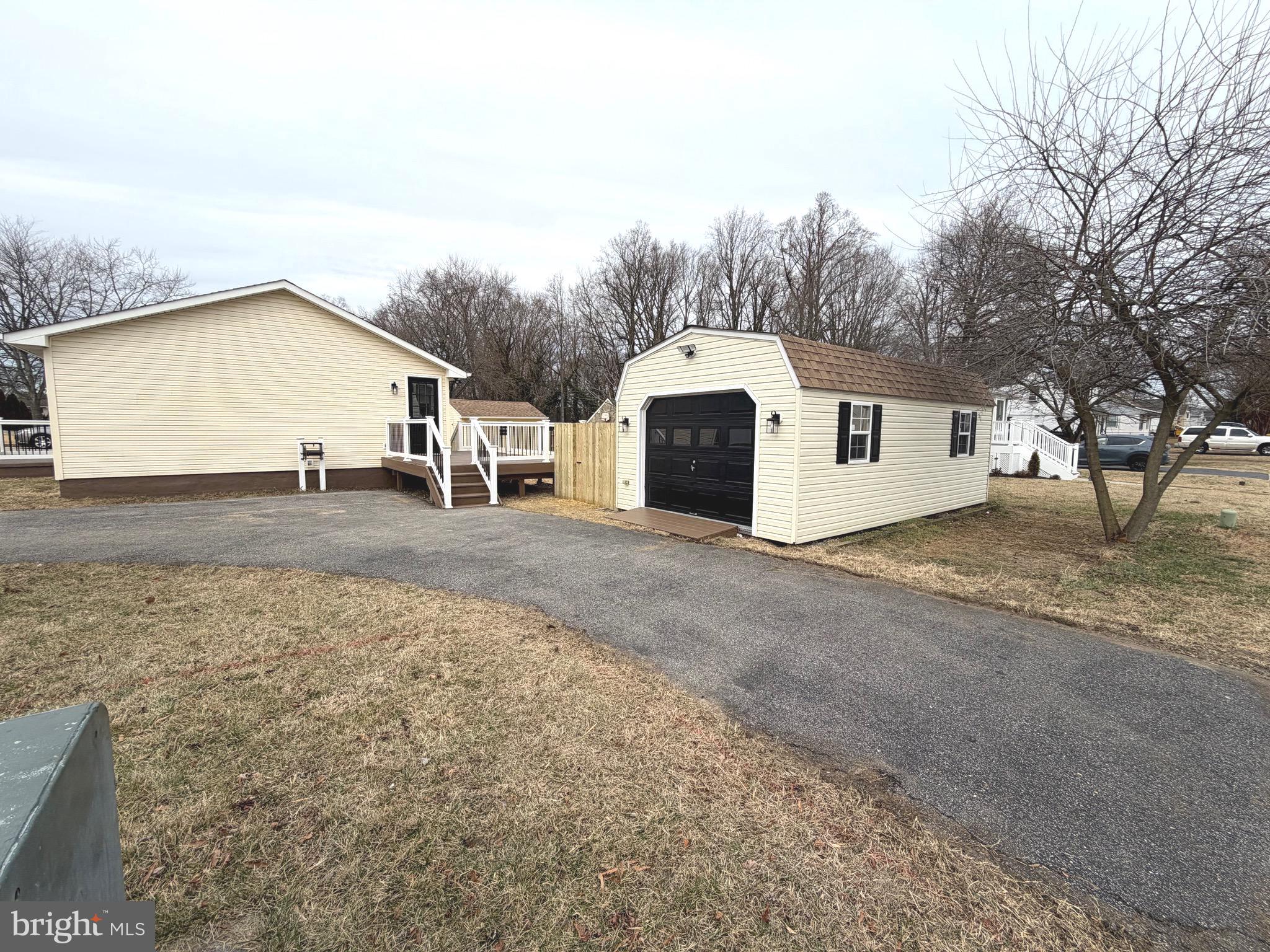 8537 Creek Road Pasadena, MD 21122 - Photo 16 of 24