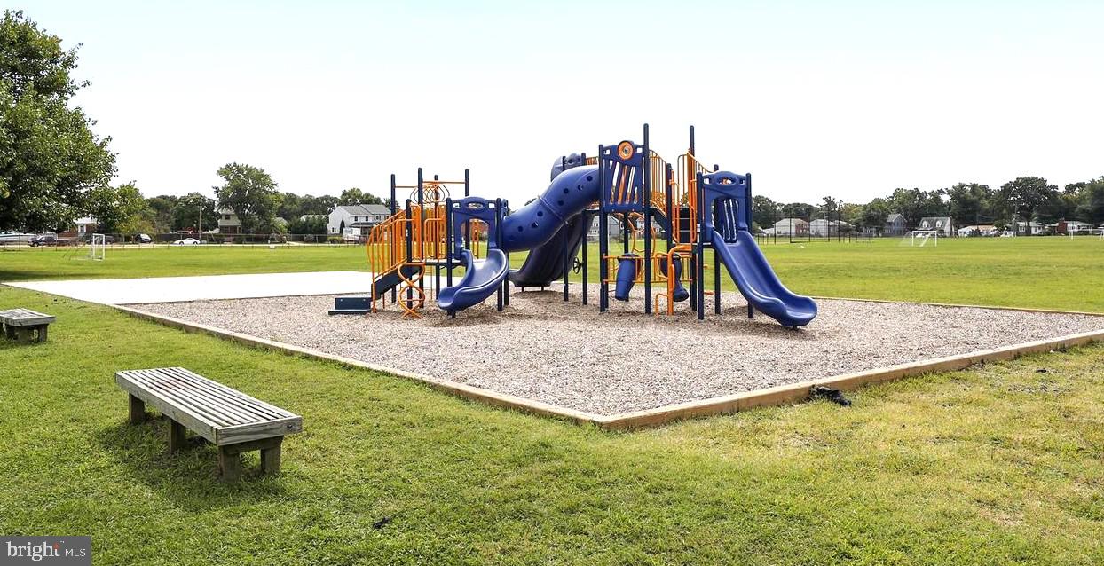 8537 Creek Road Pasadena, MD 21122 - Photo 20 of 24