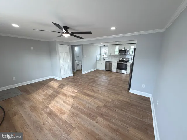 $414,900 | 8537 Creek Road, Pasadena, MD 21122