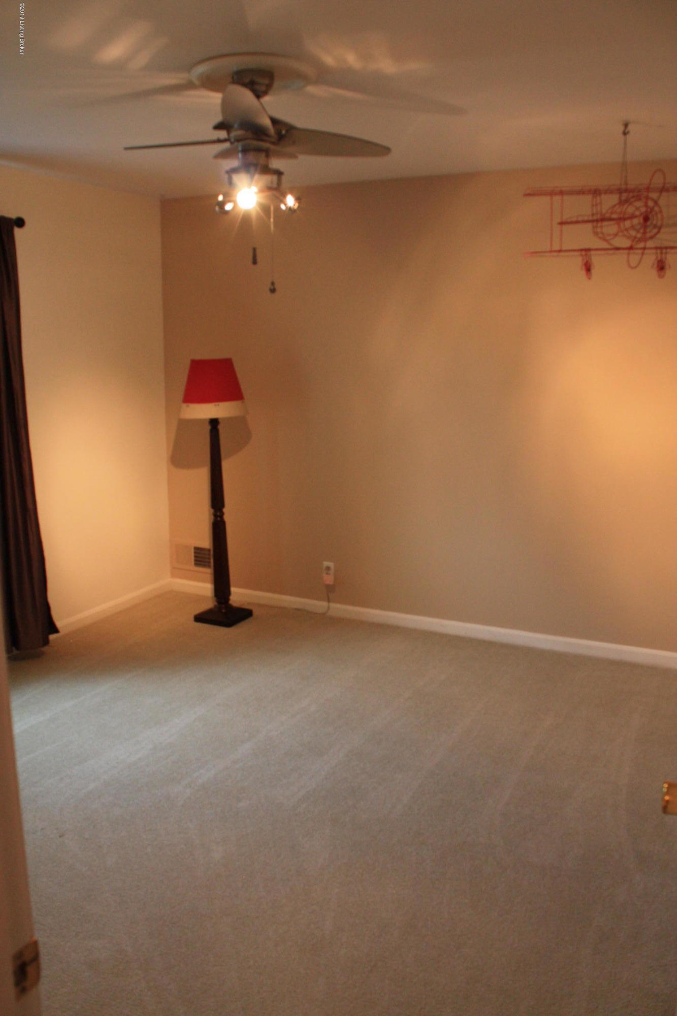 814 Moser Road Louisville, KY 40223 - Photo 28 of 39 IMG_2591