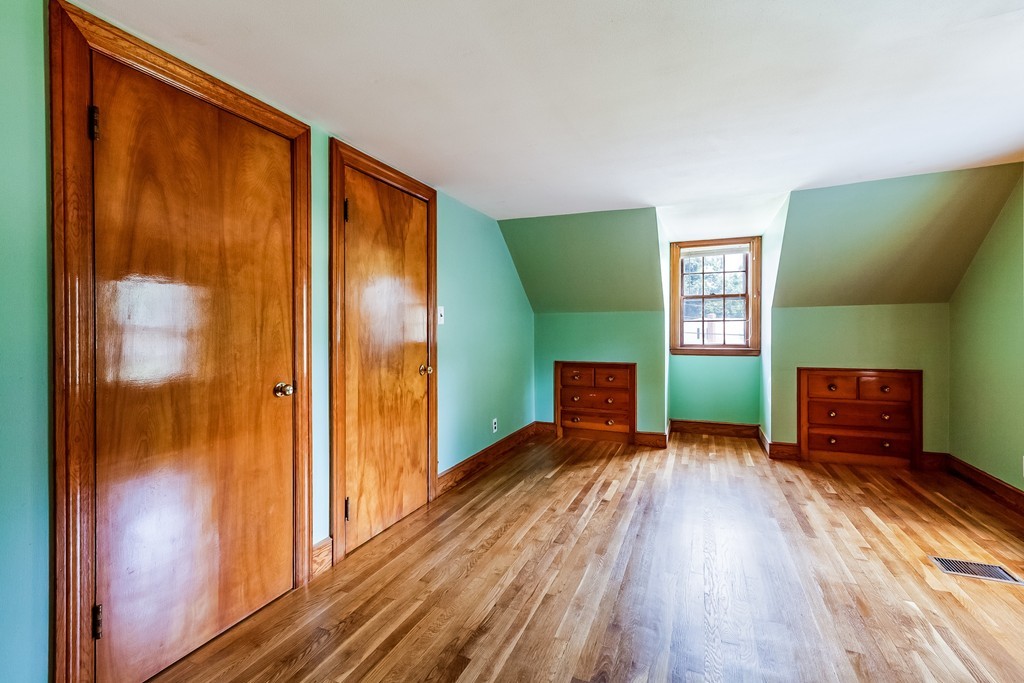 15 Colasanti Road Weymouth, MA 02191 - Photo 16 of 28 Gallery Image 16