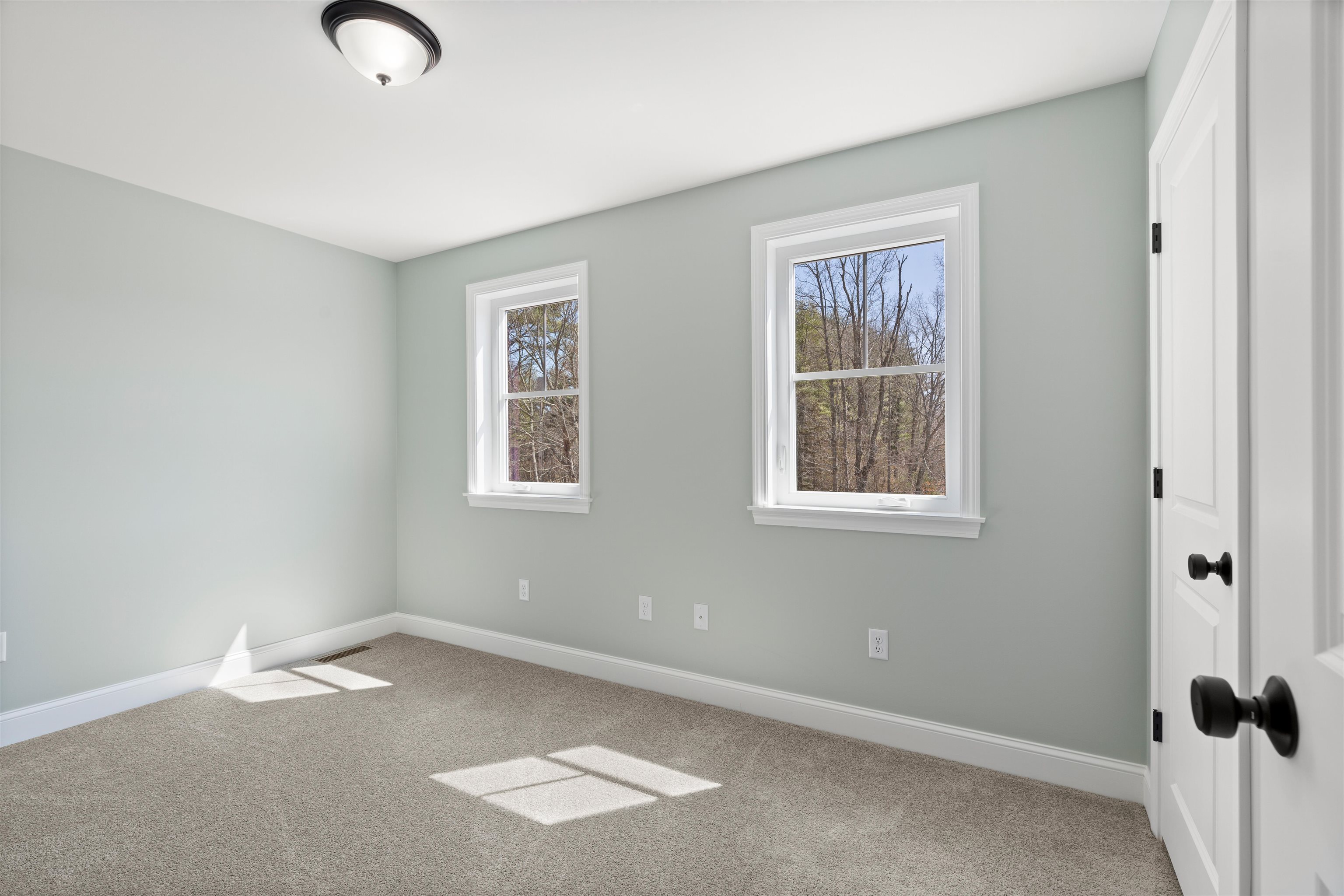 137 North Road East Kingston, NH 03827 - Photo 25 of 50 Gallery Image 25