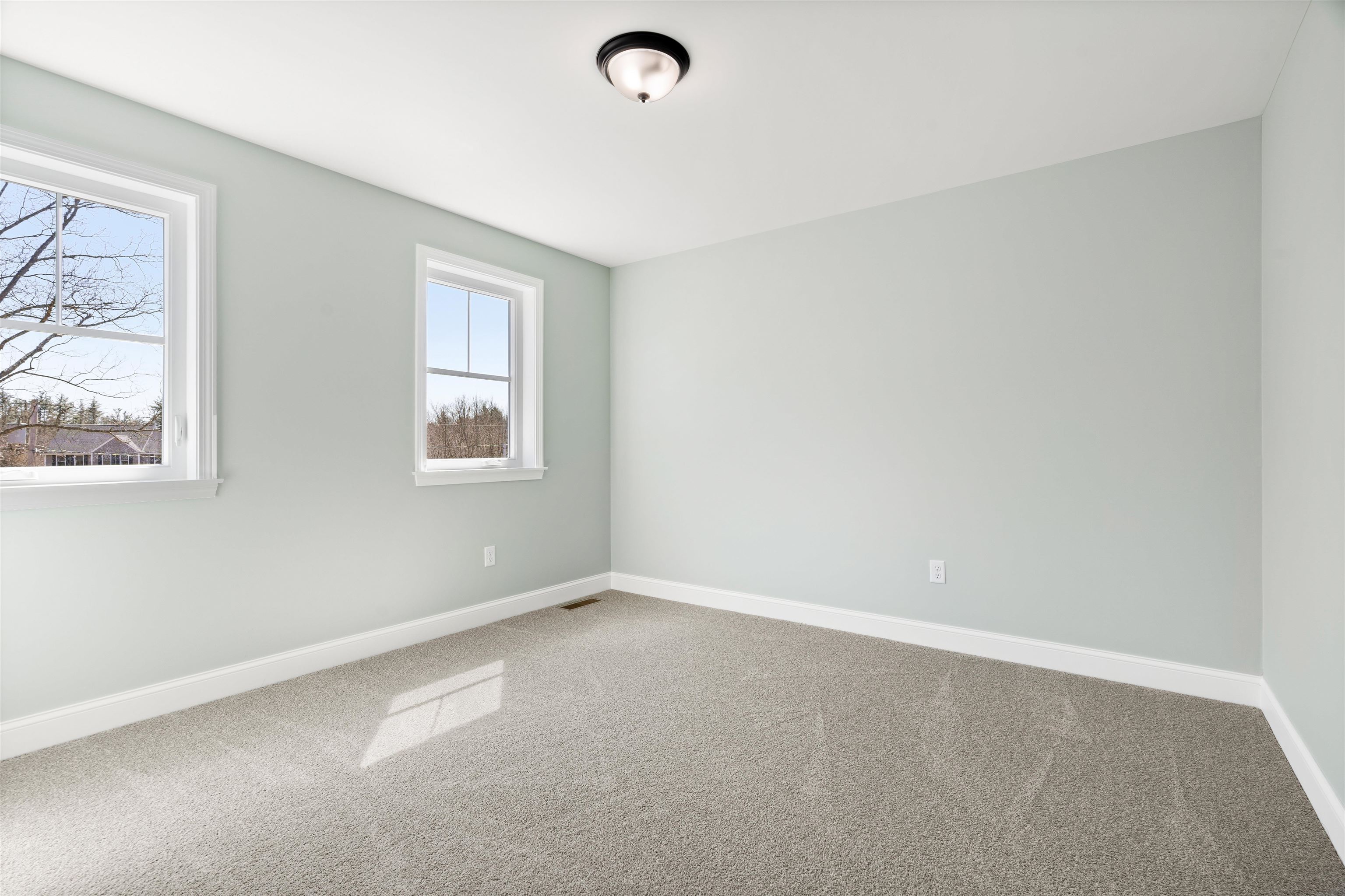 137 North Road East Kingston, NH 03827 - Photo 28 of 50 Gallery Image 28