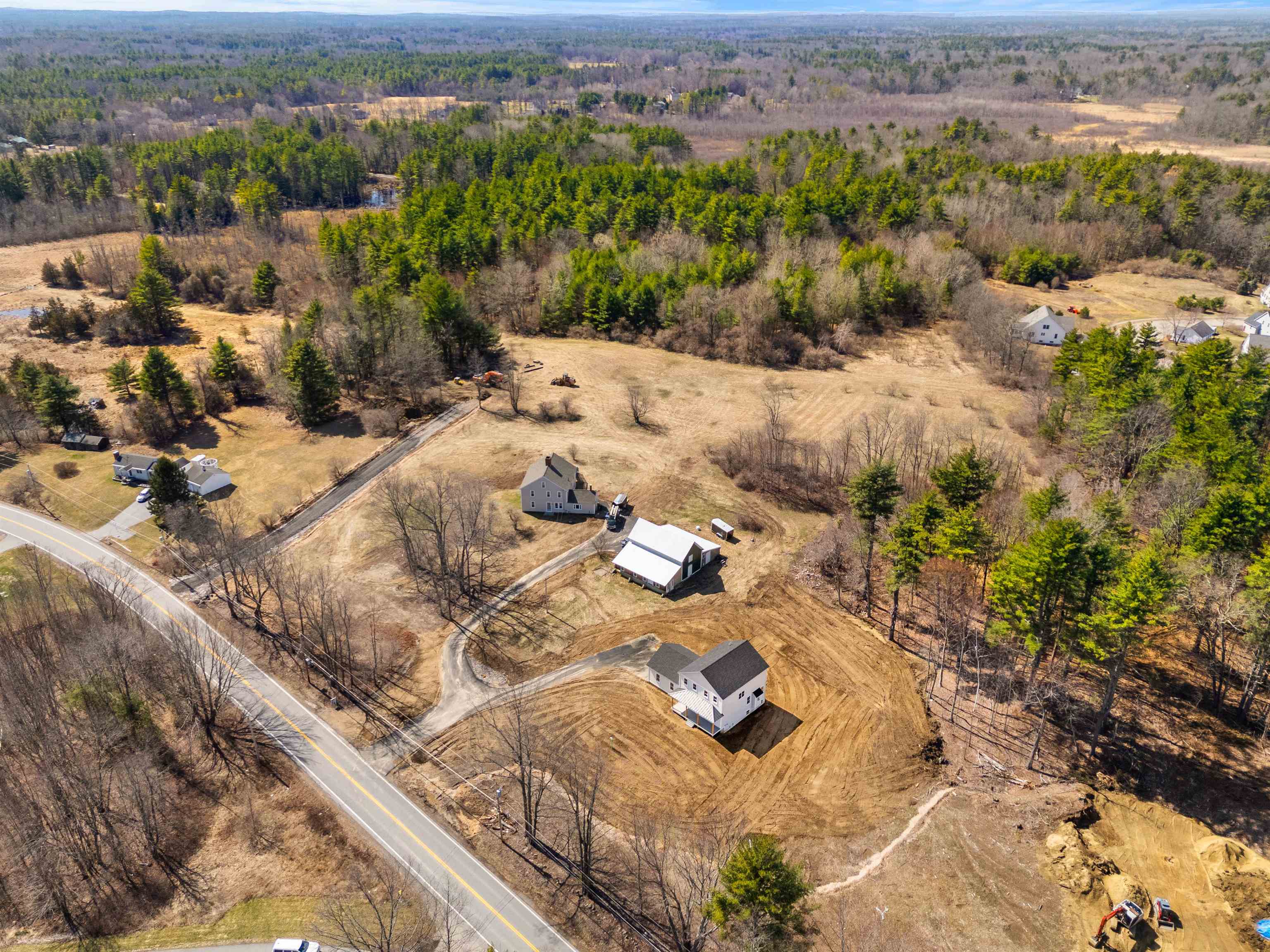 137 North Road East Kingston, NH 03827 - Photo 6 of 50 Gallery Image 6