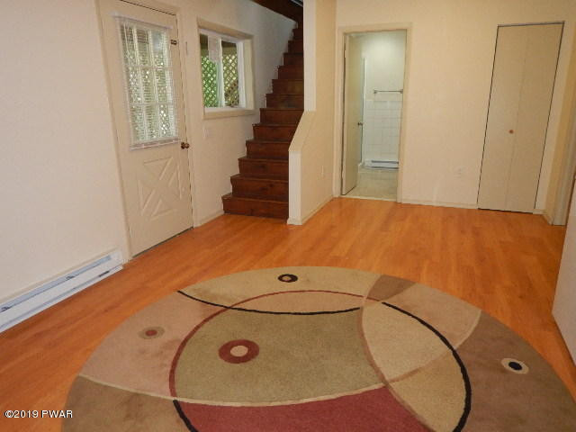 410 Maple Ridge Drive Hawley, PA 18428 - Photo 8 of 15