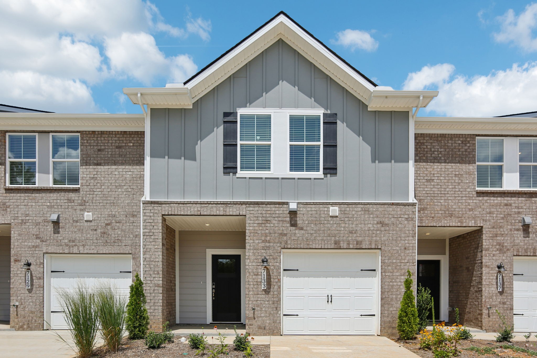 7133 Cedarcrest Lane Fairview, TN 37062 - Photo 2 of 44