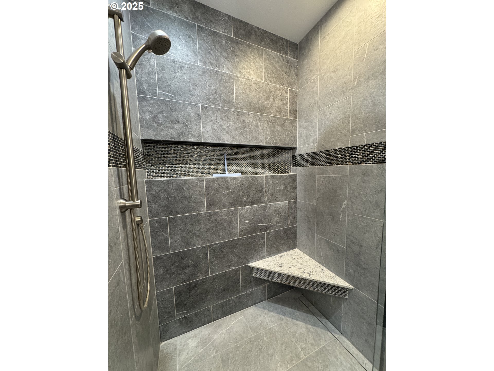 1818 Centerville Highway Centerville, WA 98613 - Photo 29 of 42 a bathroom with a shower