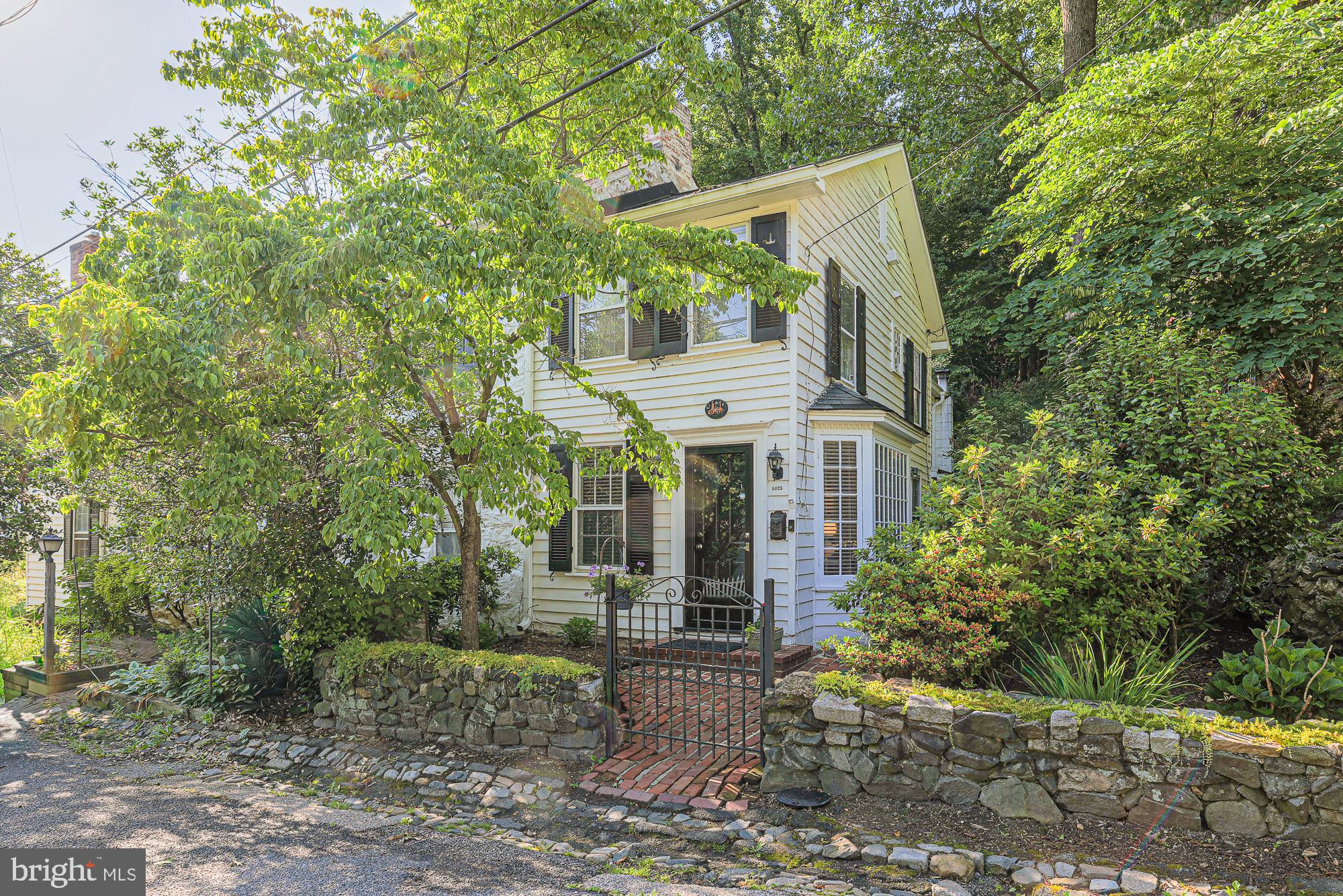 5025 Wetheredsville Road Baltimore, MD 21207 - Photo 3 of 58