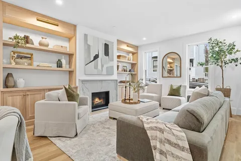 $3,095,000 | 14 Prospect Street, Boston, MA 02129