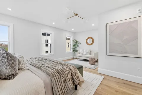 $3,095,000 | 14 Prospect Street, Boston, MA 02129